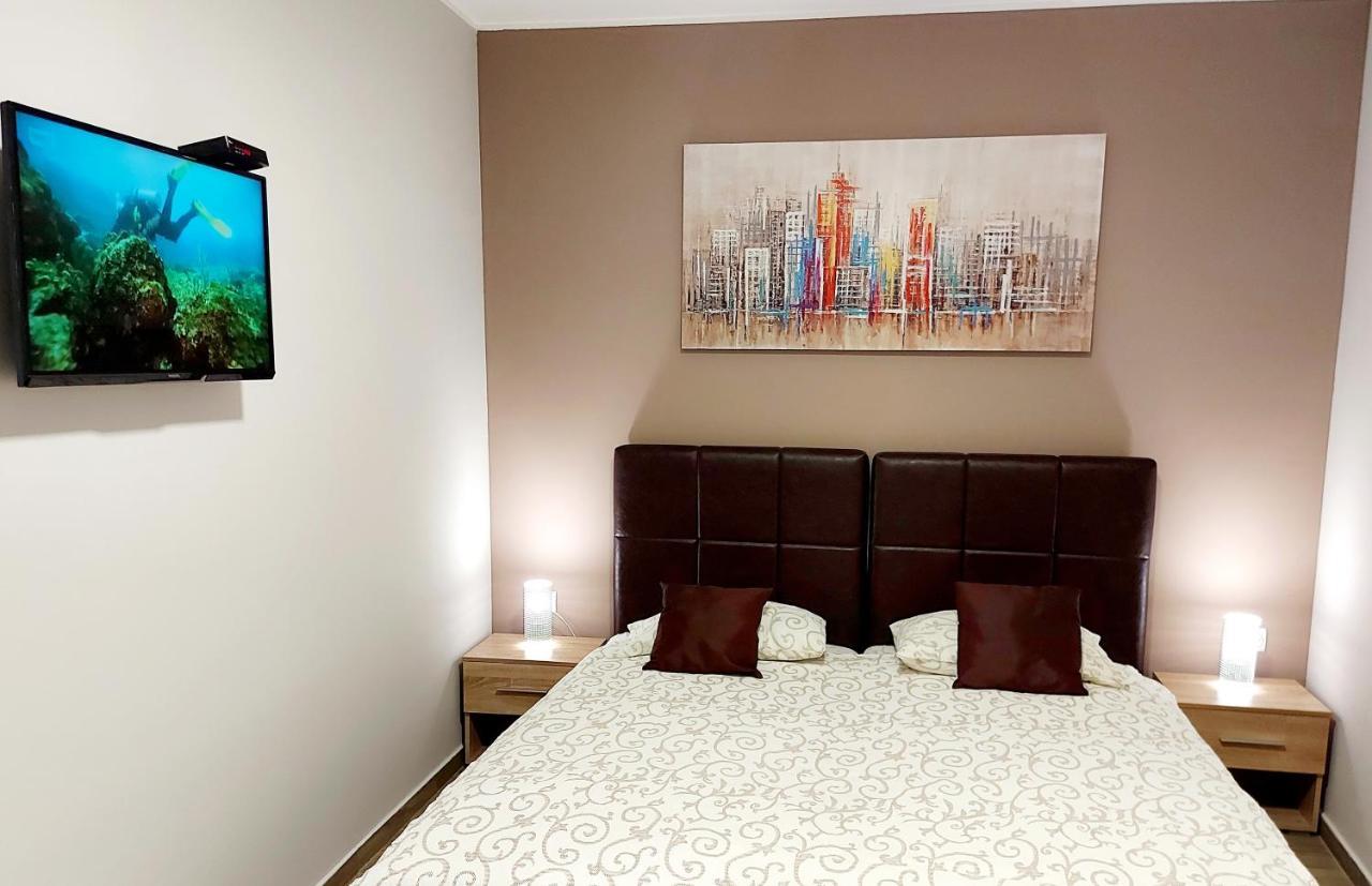 Auberge de jeunesse Centar lux 2 à Zrenjanin Extérieur photo