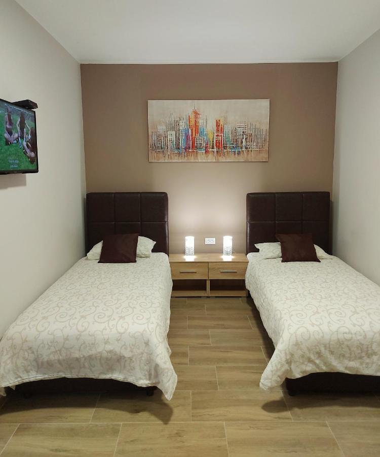 Auberge de jeunesse Centar lux 2 à Zrenjanin Extérieur photo