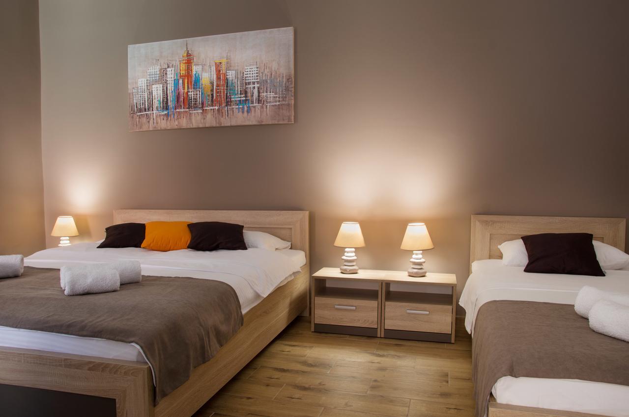 Auberge de jeunesse Centar lux 2 à Zrenjanin Extérieur photo